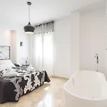Saturnodream-4 Min To The Beach-free Parking Apartment *